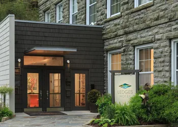 Ledges Hotel hotel thumbnail 3