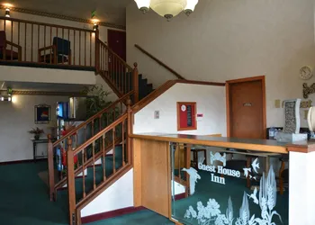 Guest House Inn Junction City hotel thumbnail 3