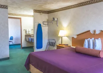 Guest House Inn Junction City hotel thumbnail 5