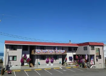 Tradewinds Motel hotel thumbnail 6