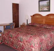 Red Carpet Inn & Suites Morgantown hotel detail image 4