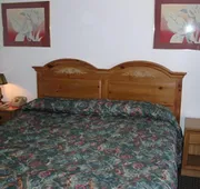 Red Carpet Inn & Suites Morgantown hotel detail image 5