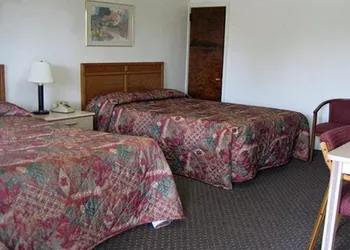 Red Carpet Inn & Suites Morgantown hotel thumbnail 6