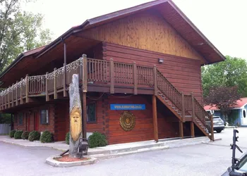 Sunset Inn hotel thumbnail 3