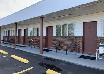Budget Inn hotel thumbnail 3