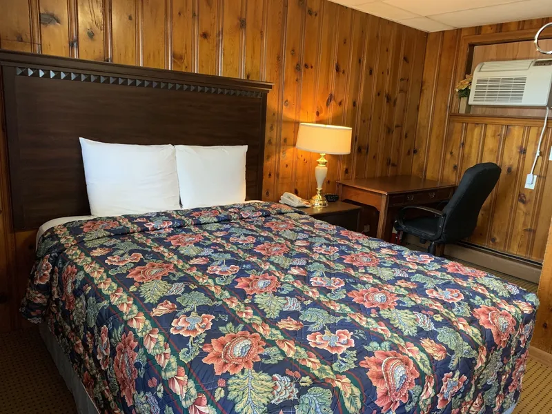 Budget Inn hotel detail image 6