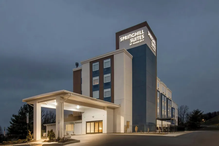 Springhill Suites Pittsburgh Airport hotel detail image 2