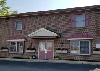 Classic Inn hotel thumbnail 2