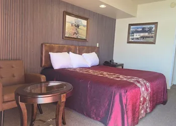 Classic Inn hotel thumbnail 5