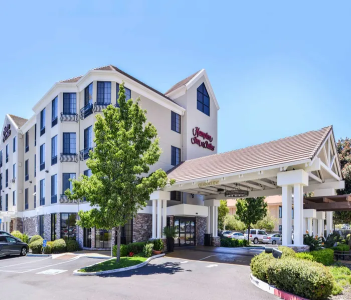 Hampton Inn & Suites San Francisco-Burlingame-Airport South hotel detail image 2