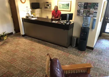 The Inn at Houndslake hotel thumbnail 6