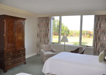 The Inn at Houndslake hotel thumbnail 7