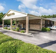 Quality Inn Manning I-95 hotel detail image 3
