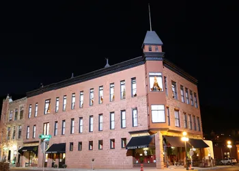 Martin & Mason Hotel hotel thumbnail 3