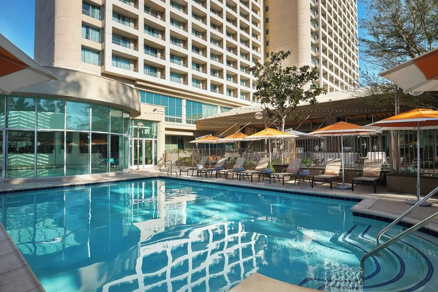 Warner Center Marriott Woodland Hills hotel detail image 2