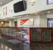 Clarion Hotel & Conference Center Ronkonkoma MacArthur Airport hotel detail image 4