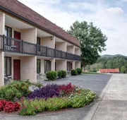 Highland Manor Inn hotel detail image 3