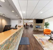 Quality Inn & Suites Vandalia near I-70 and Hwy 51 hotel detail image 7