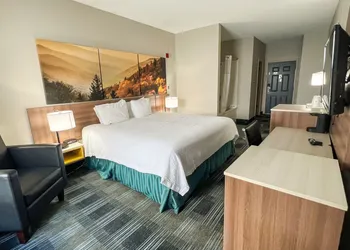 Days Inn by Wyndham Harrison hotel thumbnail 6