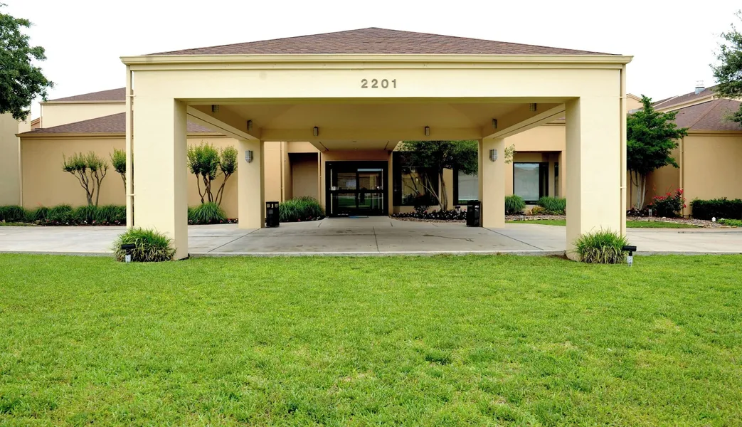 Courtyard by Marriott Dallas-Fort Worth/Bedford hotel detail image 2