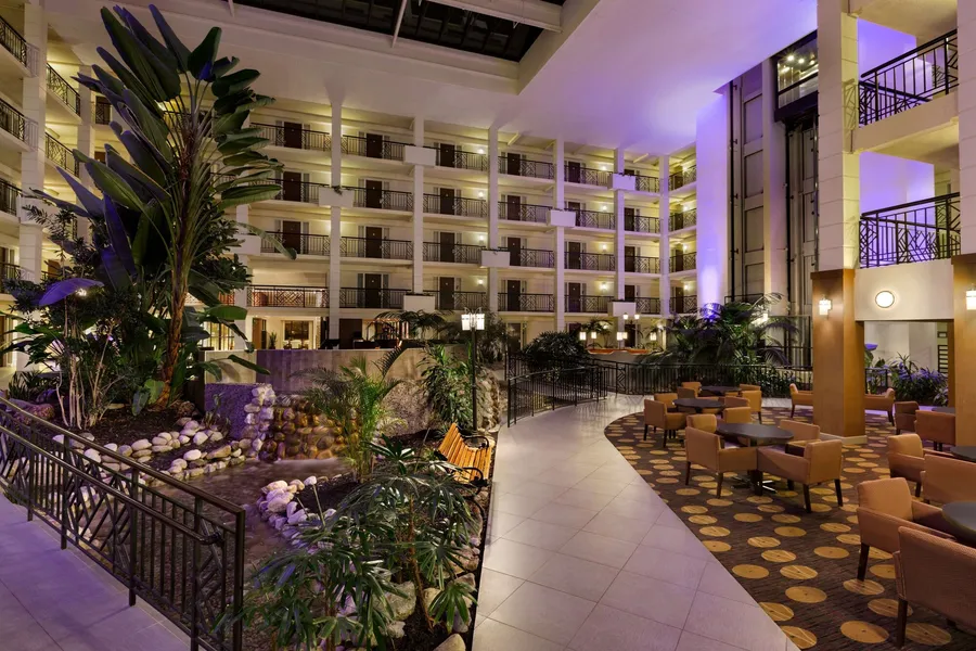 Embassy Suites by Hilton Piscataway Somerset hotel detail image 6