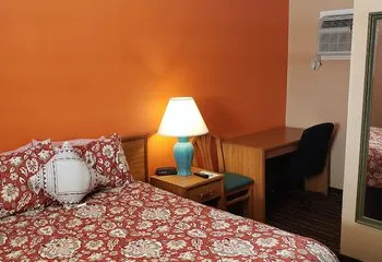 Executive Inn hotel thumbnail 2