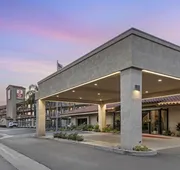 Best Western Plus Executive Inn hotel detail image 3