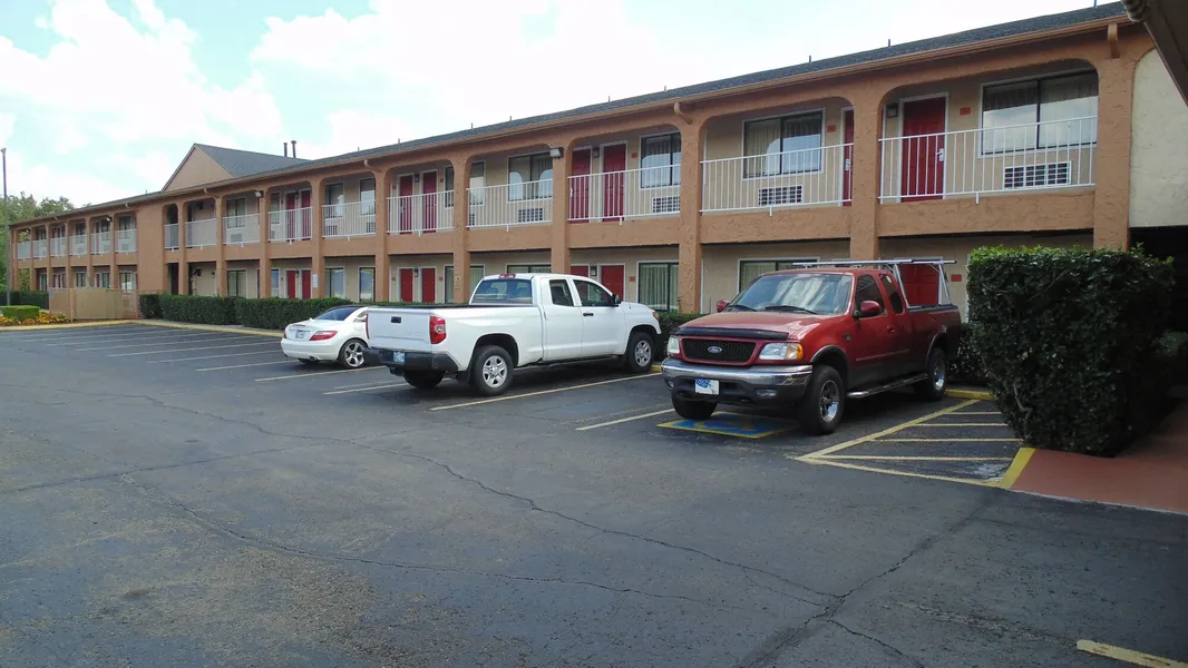 Quality Inn Glenpool - Tulsa hotel detail image 2
