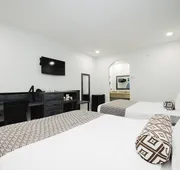 Sapphire Inn and Suites hotel detail image 4