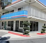 Motel 6 Bakersfield, CA - Convention Center hotel detail image 3