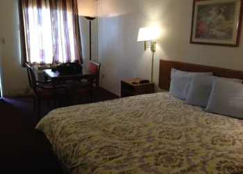 Crown Inn hotel thumbnail 7