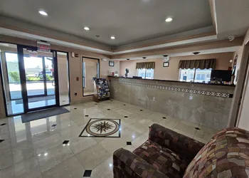 Budgetel Inn & Suites hotel thumbnail 6