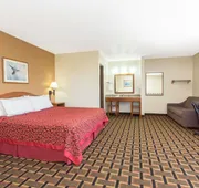 Days Inn by Wyndham Paxton hotel detail image 5