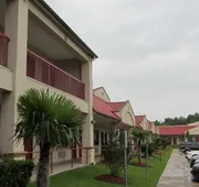 Palace Inn Greenspoint hotel detail image 3