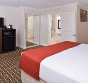 Best Western Plus LA Mid Town Hotel hotel detail image 7