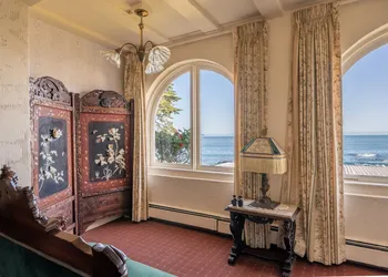 Martine Inn hotel thumbnail 2