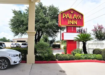 Palace Inn - Antoine hotel thumbnail 3