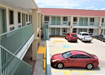 Palace Inn - Antoine hotel thumbnail 7
