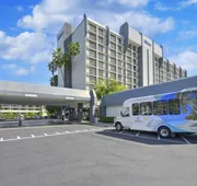 Hilton Irvine/Orange County Airport hotel detail image 3
