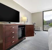 Hilton Irvine/Orange County Airport hotel detail image 7