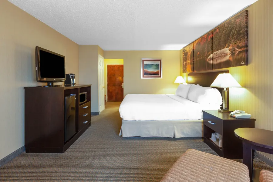 Days Inn by Wyndham Plattsburgh hotel detail image 6