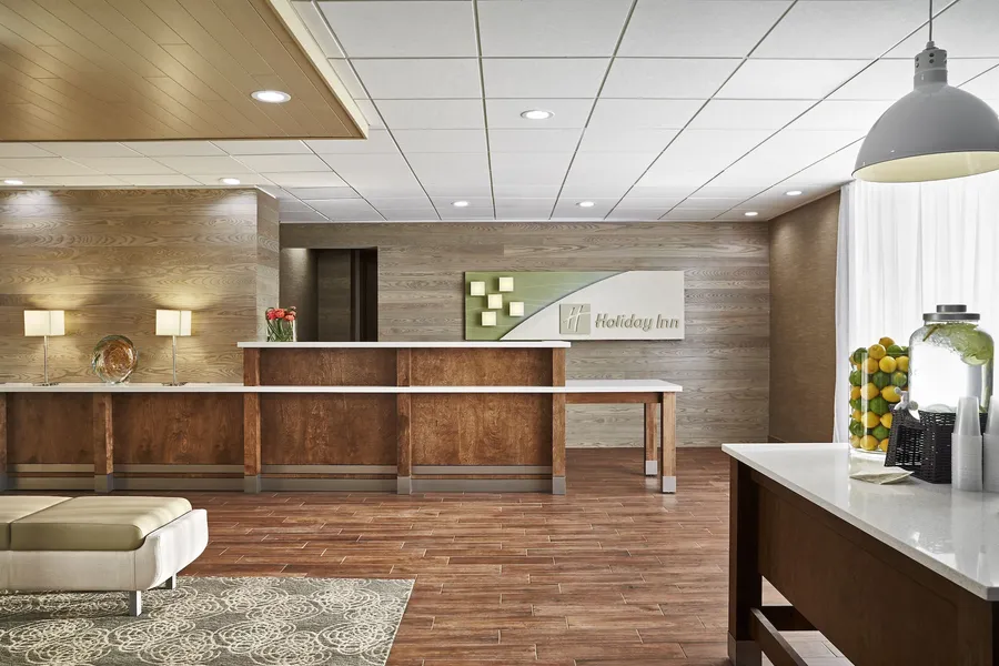 Holiday Inn Alexandria at Carlyle by IHG hotel detail image 6