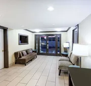 Howard Johnson by Wyndham San Diego Hotel Circle hotel detail image 4