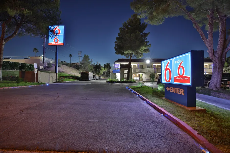 Motel 6 Barstow, CA hotel detail image 2