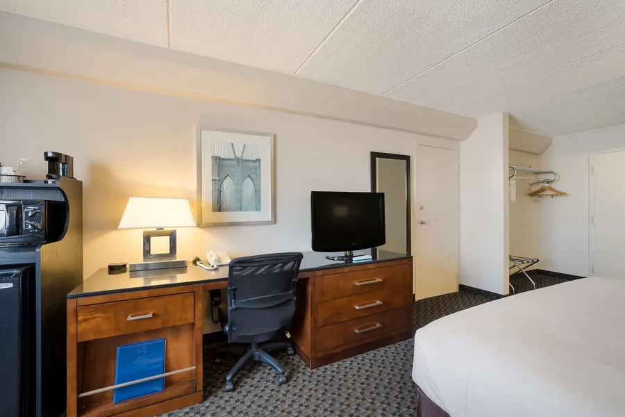 Best Western Riverfront Inn hotel detail image 6