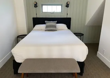 Waterton Glacier Suites hotel thumbnail 5