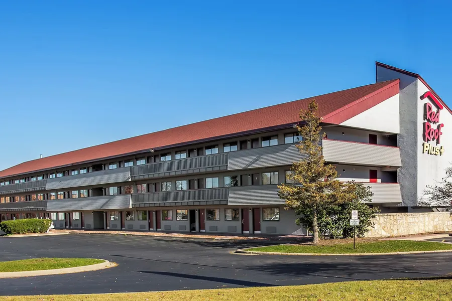 Red Roof Inn PLUS+ Chicago - Hoffman Estates hotel detail image 6