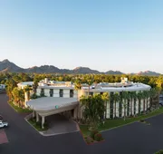 Embassy Suites by Hilton Phoenix Biltmore hotel detail image 4