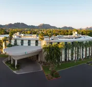 Embassy Suites by Hilton Phoenix Biltmore hotel detail image 5