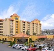 La Quinta Inn & Suites by Wyndham Tacoma - Seattle hotel detail image 3